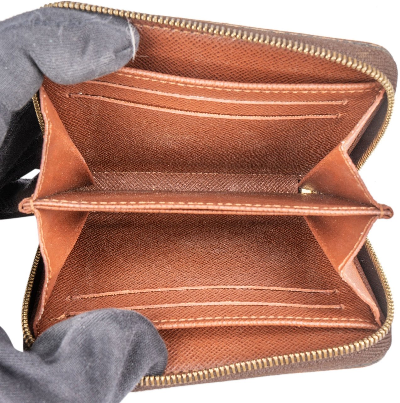 Louis Vuitton Louis Vuitton Monogram Canvas Zippy Coin Wallet Bruin