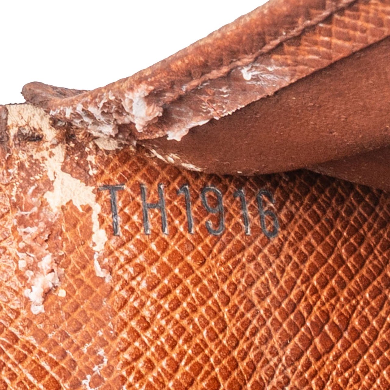 Louis Vuitton Louis Vuitton Monogram Canvas Sarah Wallet Bruin