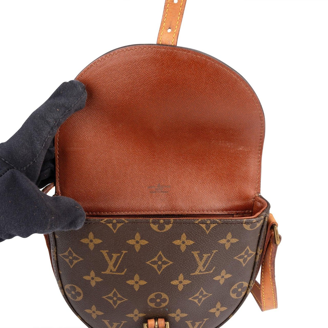 Louis Vuitton Louis Vuitton Monogram Canvas Chantilly PM Crossbody Bag Bruin