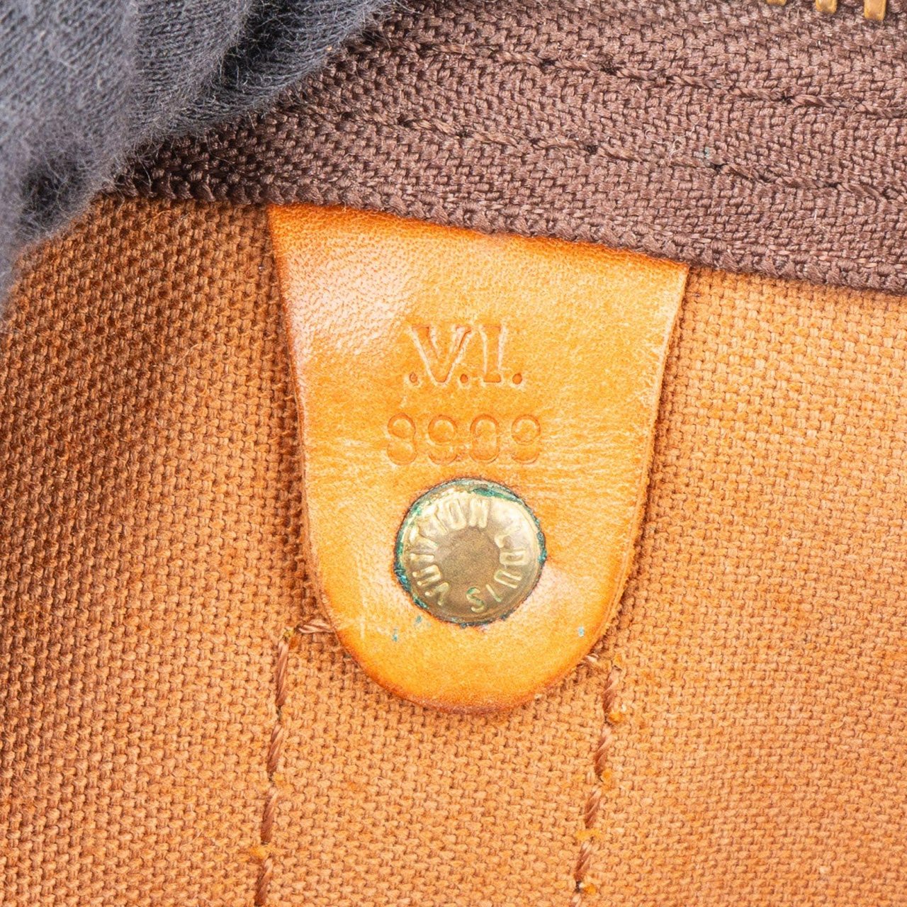 Louis Vuitton Louis Vuitton Monogram Canvas Keepall 50 Bandoulière Travel Bag Bruin