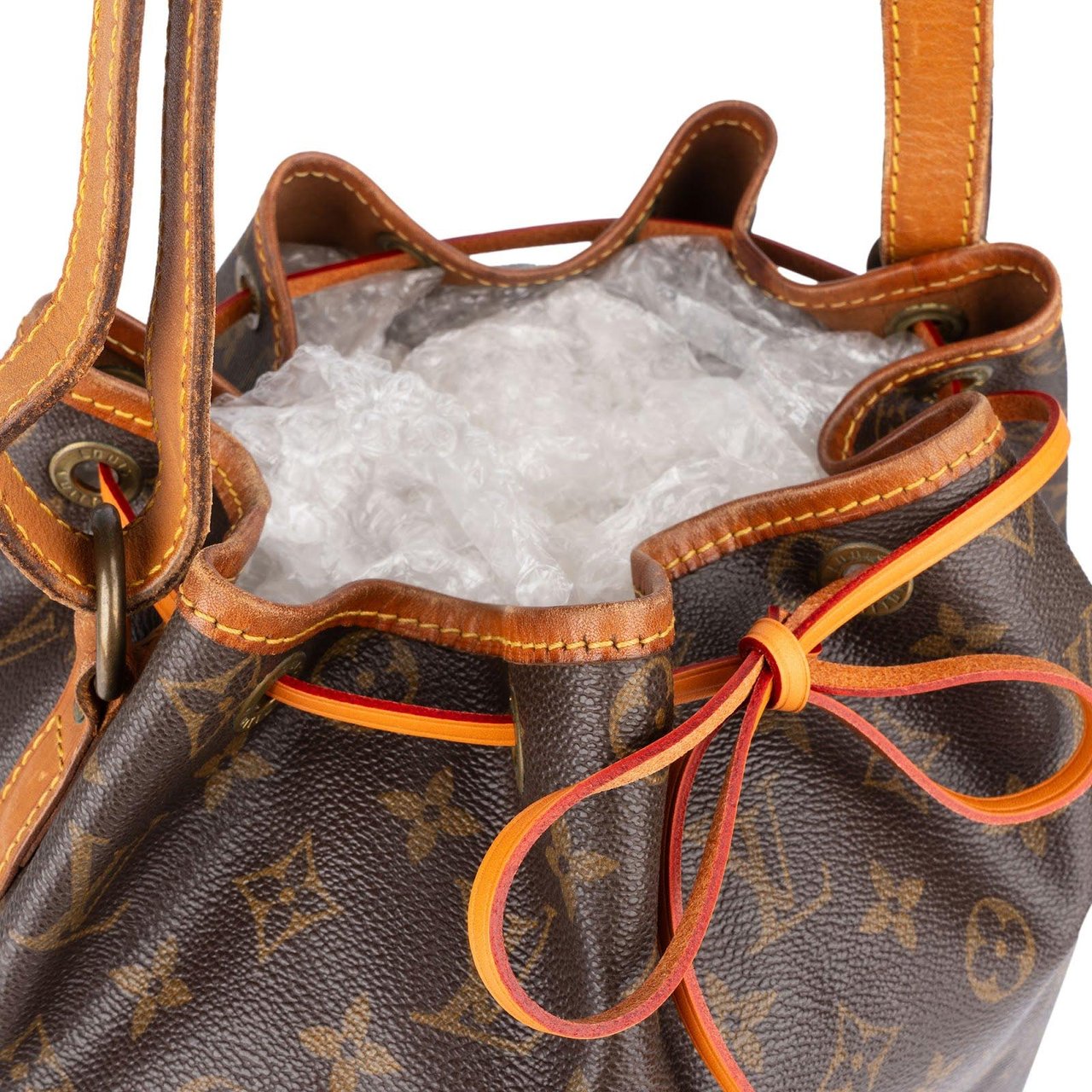 Louis Vuitton Louis Vuitton Monogram Canvas Sac Noé Grande Shoulder Bag Bruin