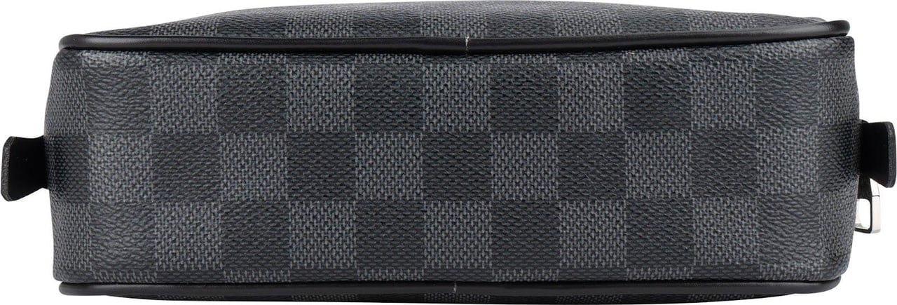 Louis Vuitton Louis Vuitton Monogram Damier Graphite Trousse Toilette Clutch Zwart