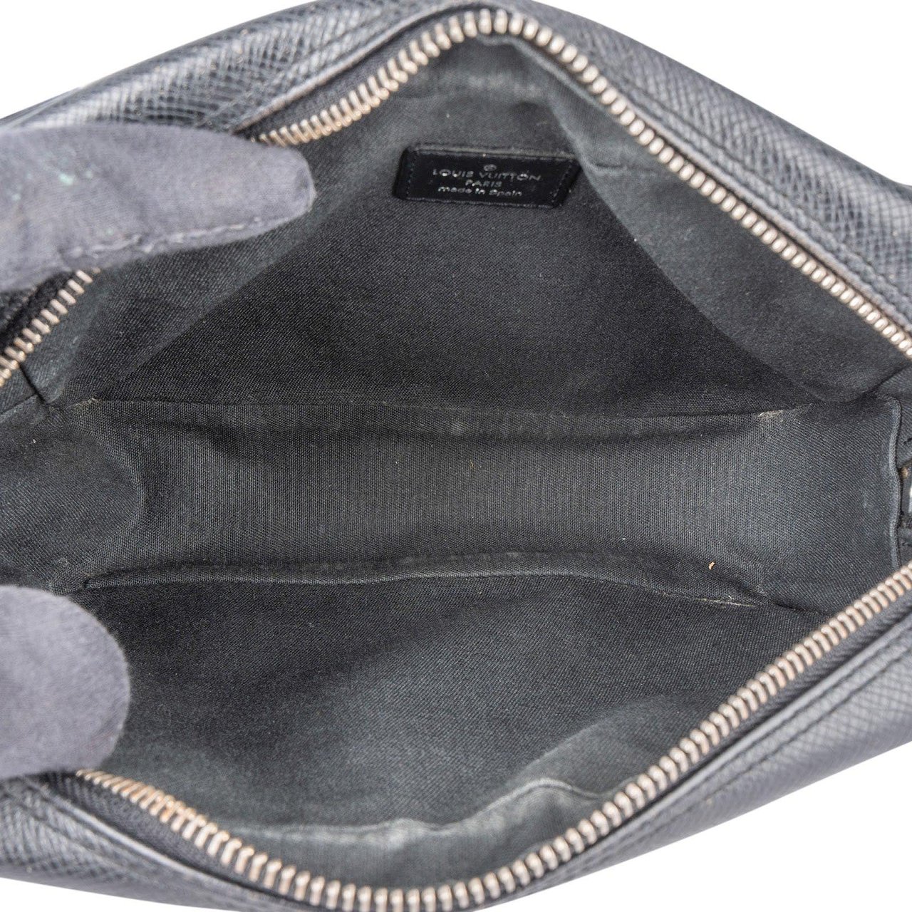 Louis Vuitton Louis Vuitton Noir Epi Leather Homme Clutch Zwart