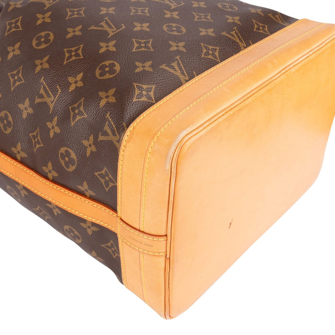 Louis Vuitton Louis Vuitton Monogram Canvas Sac Noé Grande Shoulder Bag Bruin