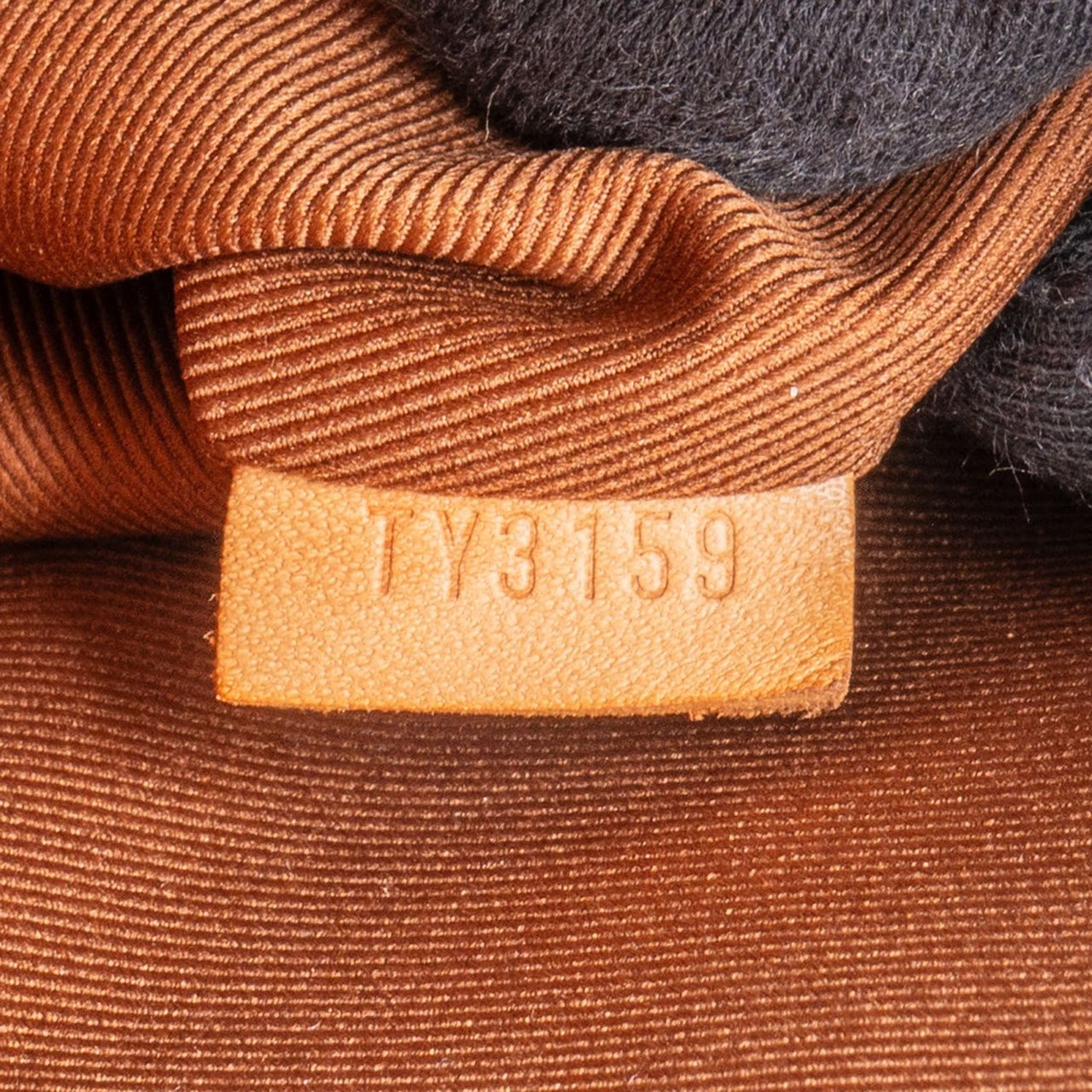 Louis Vuitton Louis Vuitton Monogram Canvas Toiletry Voyage PM Clutch Bruin