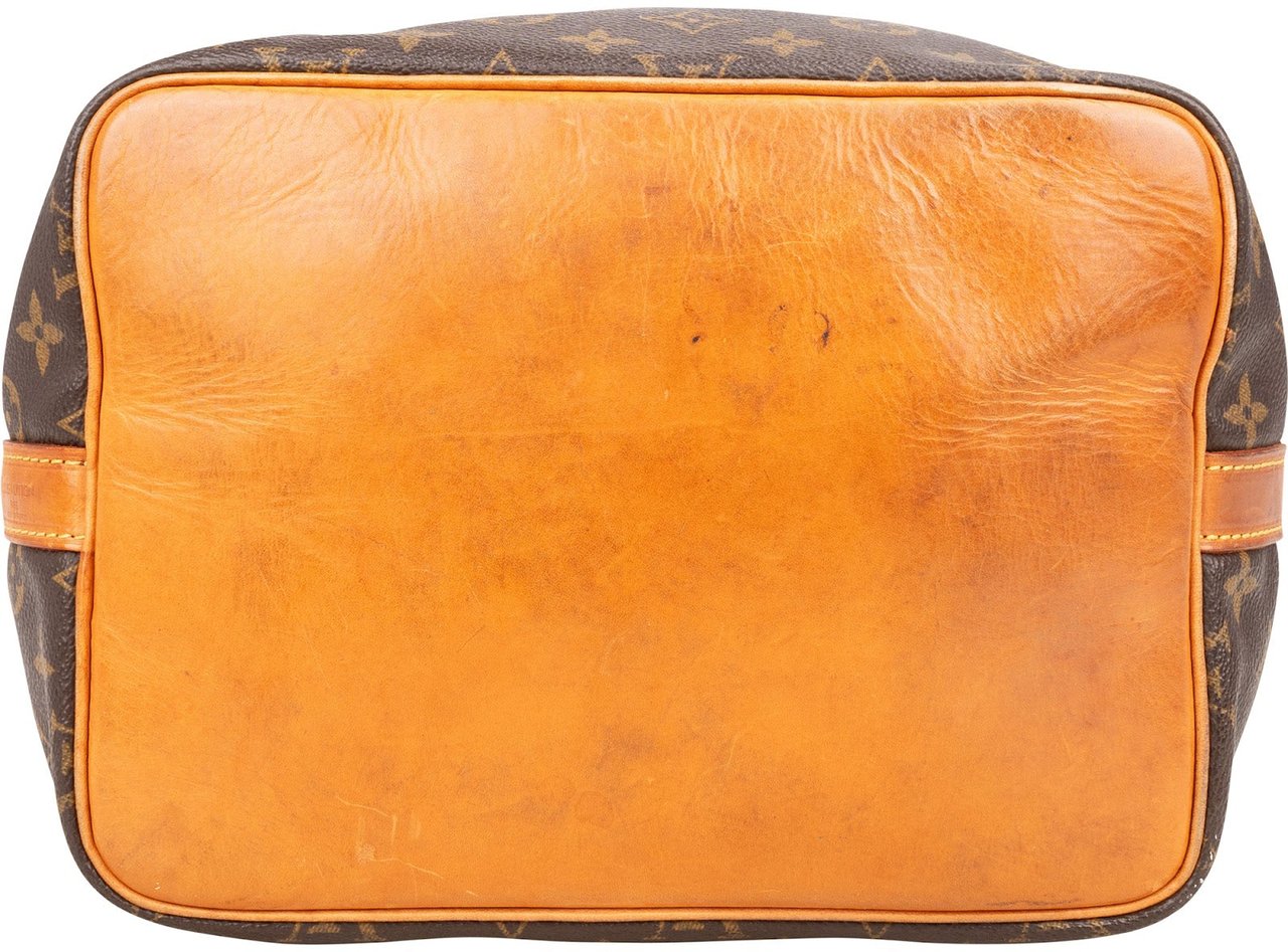 Louis Vuitton Louis Vuitton Monogram Canvas Sac Noé Petit Shoulder Bag Bruin