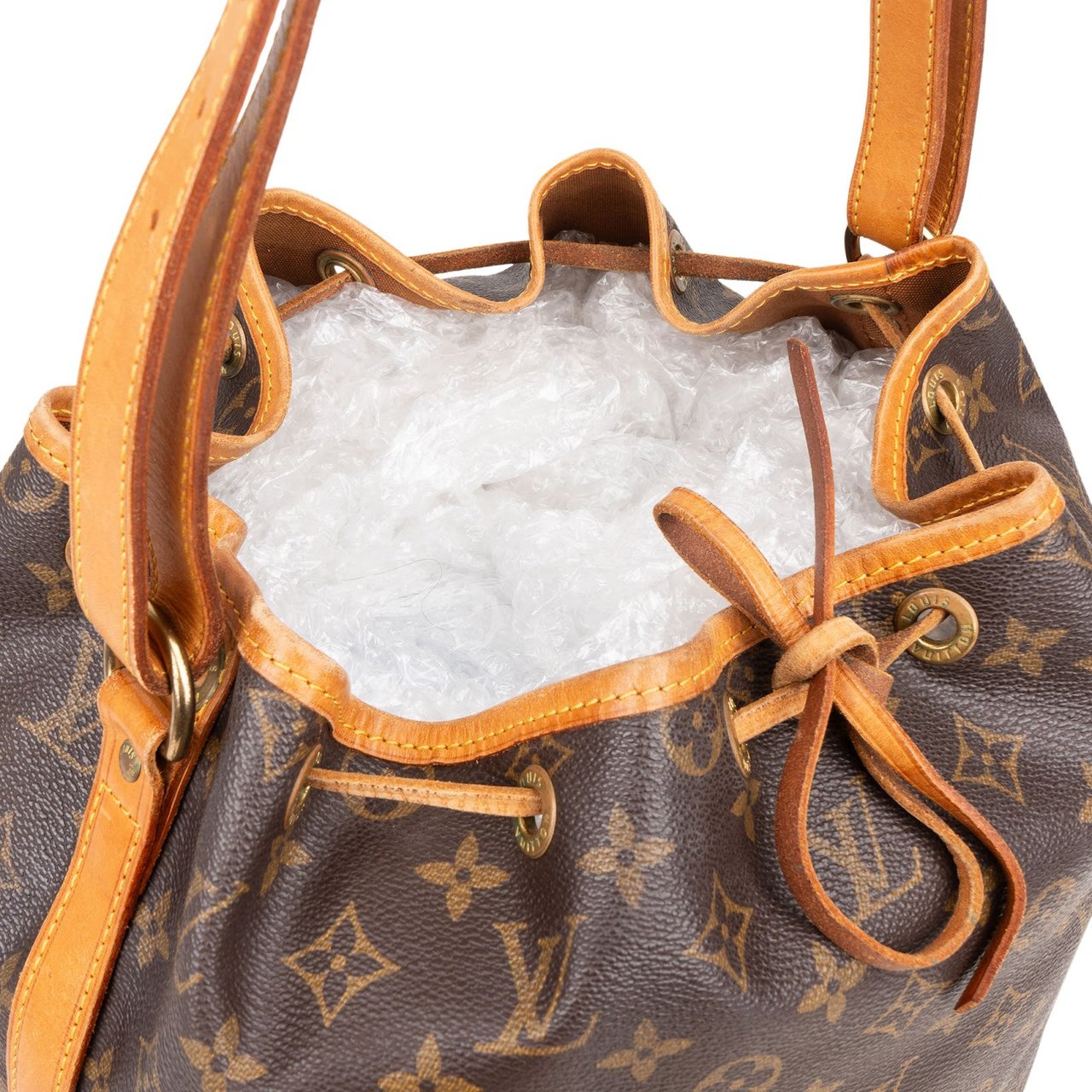 Louis Vuitton Louis Vuitton Monogram Canvas Sac Noé Grande Shoulder Bag Bruin