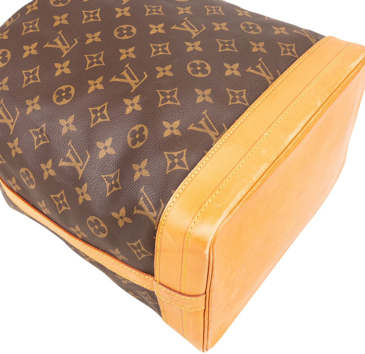 Louis Vuitton Monogram Canvas Sac Noé Grande Shoulder Bag Bruin