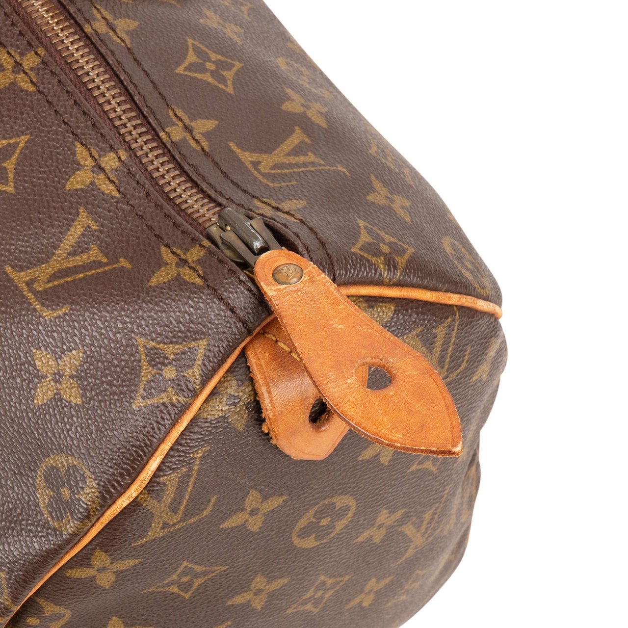 Louis Vuitton Louis Vuitton Monogram Canvas Speedy 40 Handbag Bruin