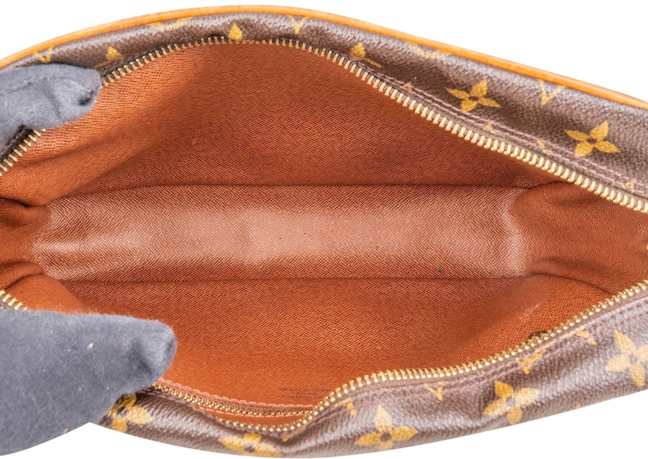 Louis Vuitton Louis Vuitton Monogram Canvas Trocadero 27 Crossbody Bag Bruin