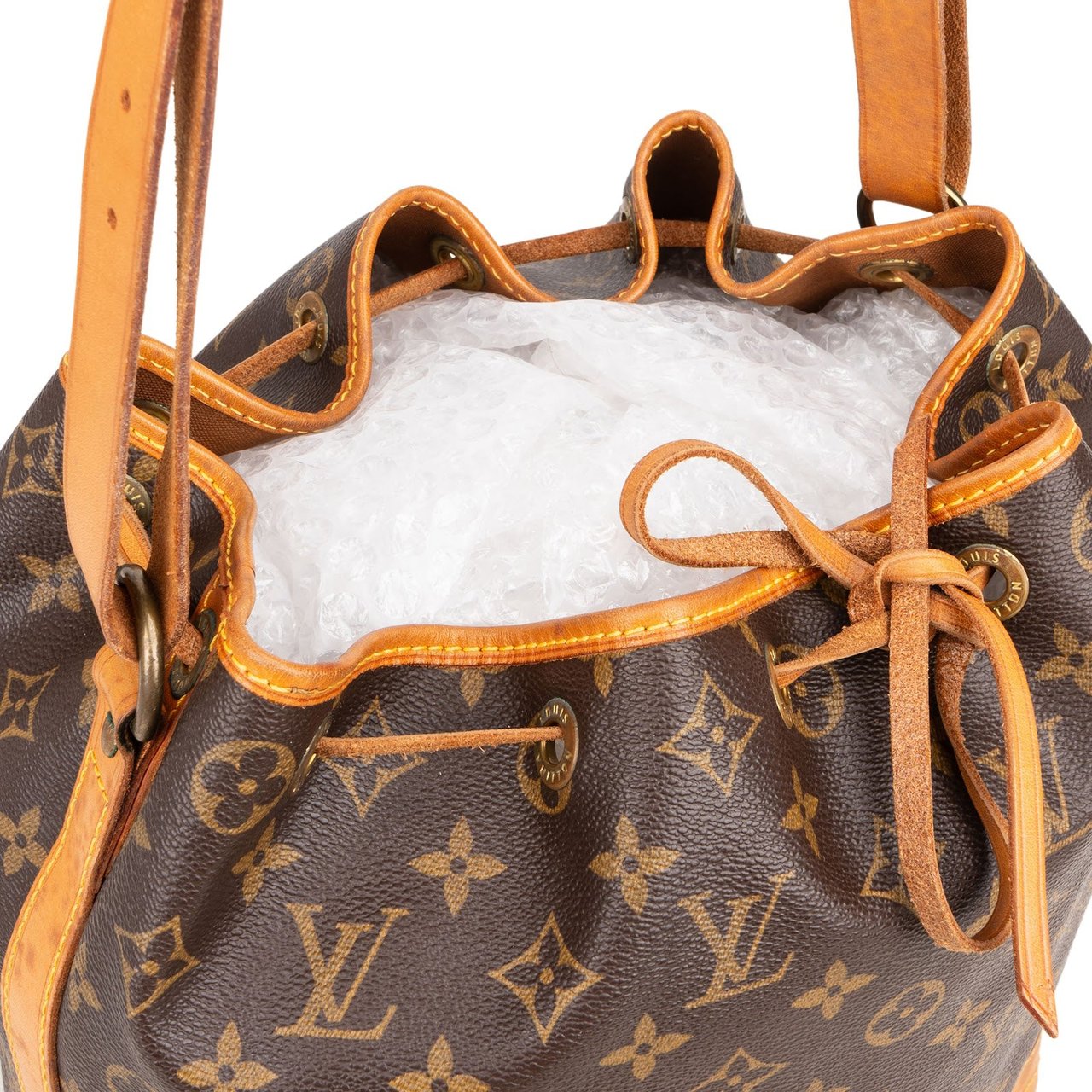 Louis Vuitton Monogram Canvas Sac Noé Grande Shoulder Bag Bruin