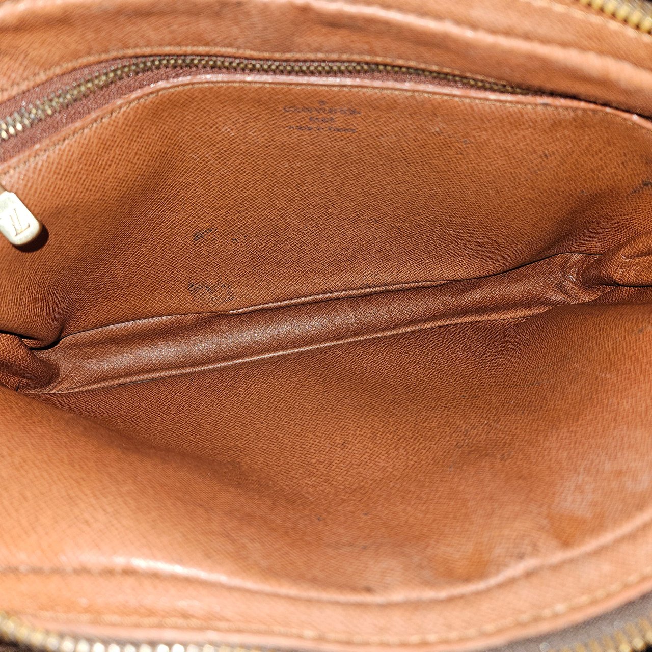 Louis Vuitton Louis Vuitton Monogram Canvas Marly Dragonne Clutch Bruin