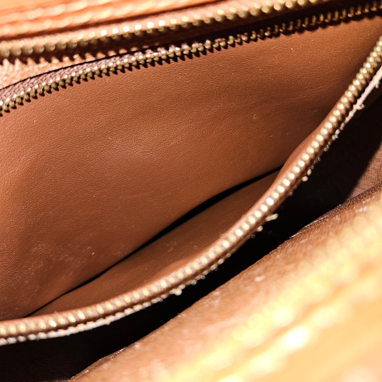 Louis Vuitton Louis Vuitton Epi Leather Jeune Fille MM Crossbody Bag Bruin