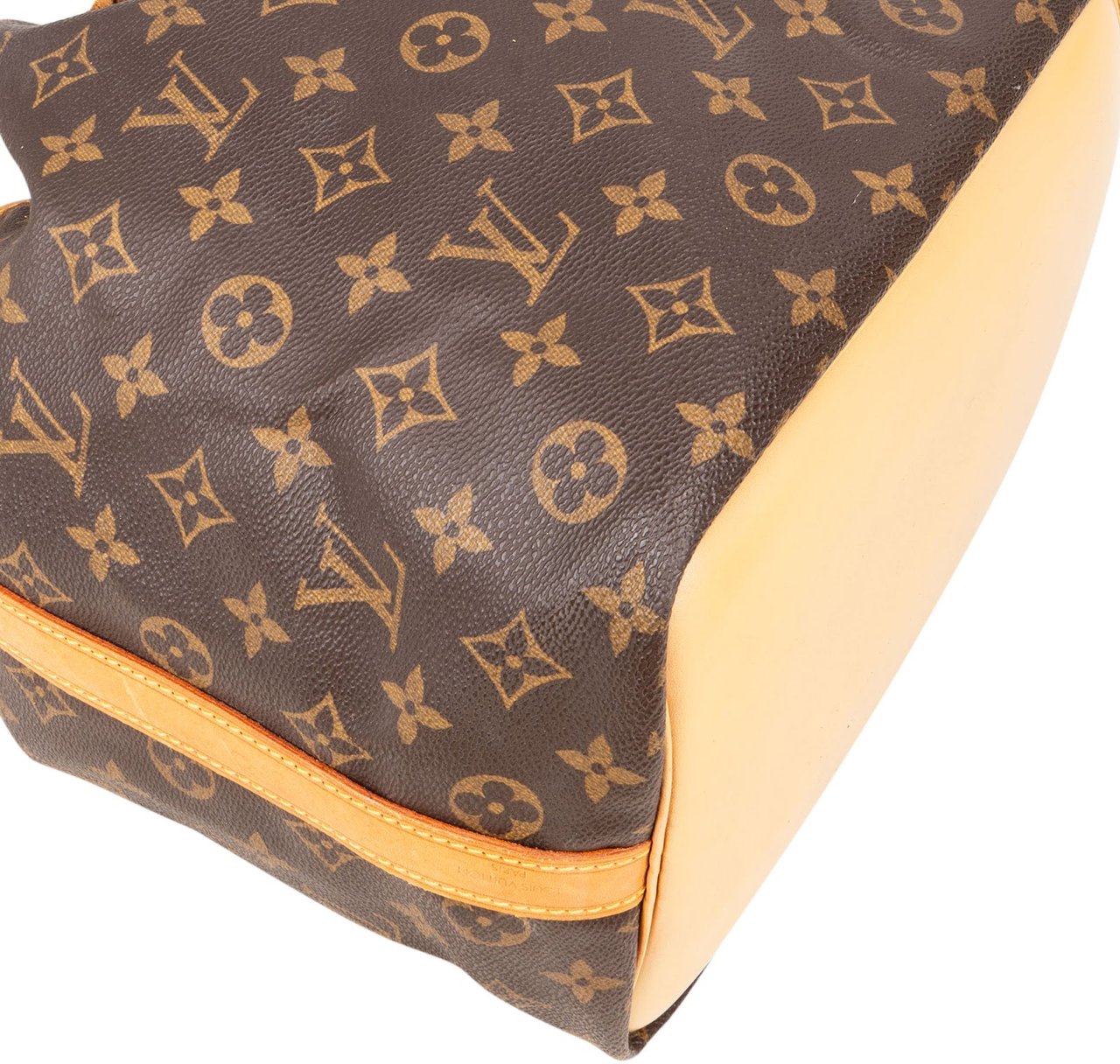 Louis Vuitton Louis Vuitton Monogram Canvas Sac Noé Petit Shoulder Bag Bruin