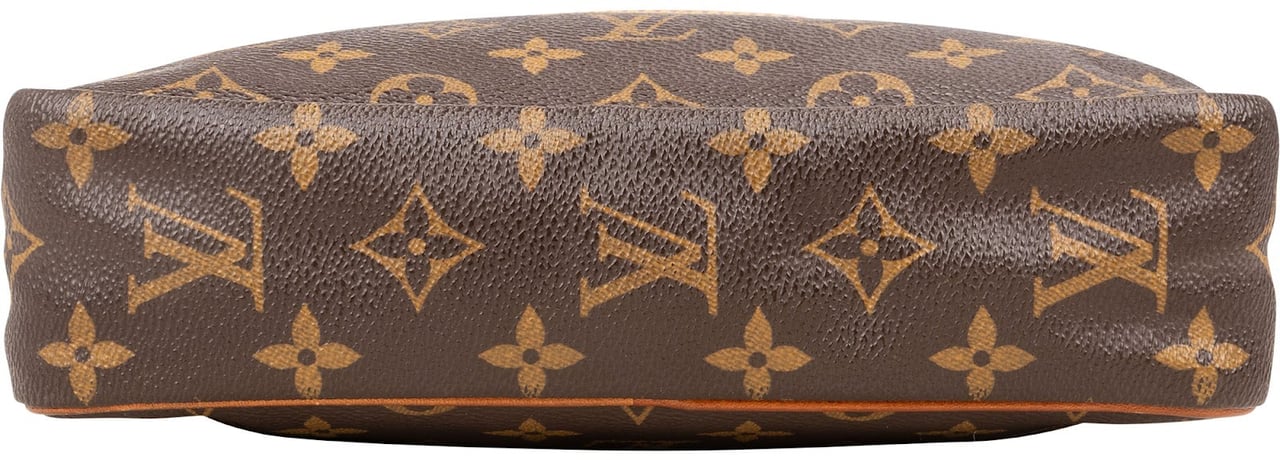 Louis Vuitton Louis Vuitton Monogram Canvas Compiegne 23 Clutch Bruin