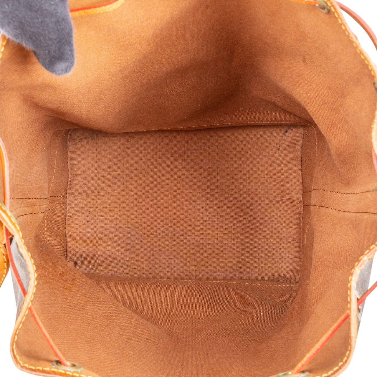 Louis Vuitton Louis Vuitton Monogram Canvas Sac Noé Grande Shoulder Bag Bruin