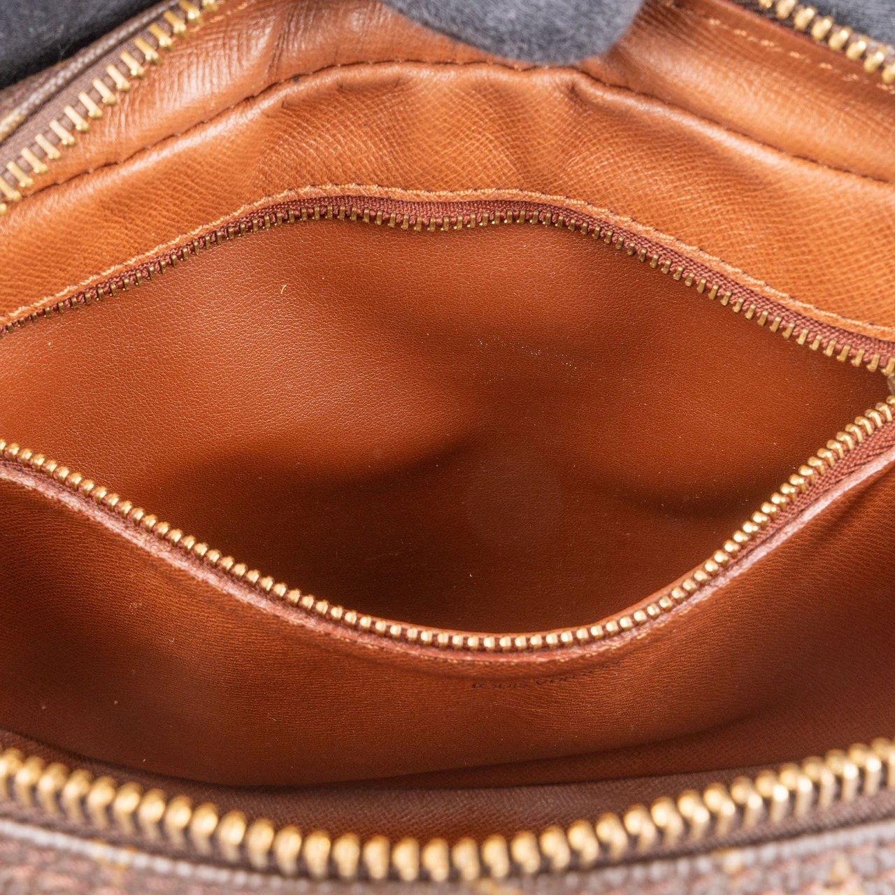 Louis Vuitton Louis Vuitton Monogram Canvas Jeune Fille GM Crossbody Bag Bruin