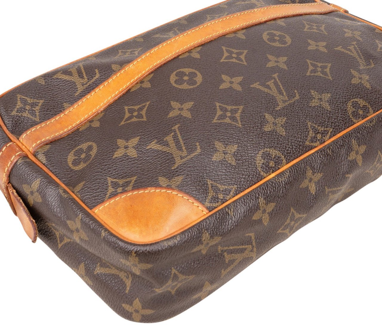 Louis Vuitton Louis Vuitton Canvas Monogram Compiegne 28 Clutch Bruin