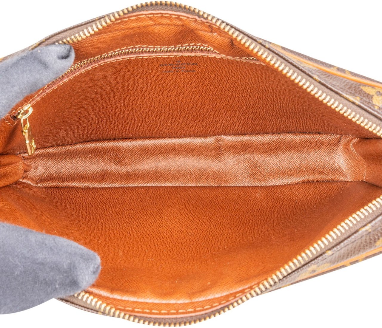 Louis Vuitton Louis Vuitton Canvas Monogram Marly Dragonne Clutch Bruin