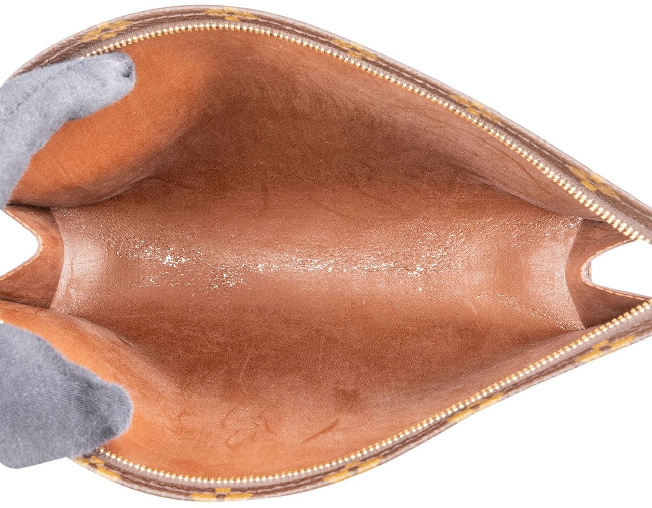 Louis Vuitton Louis Vuitton Canvas Monogram Poche Toilette 25 Clutch Bruin