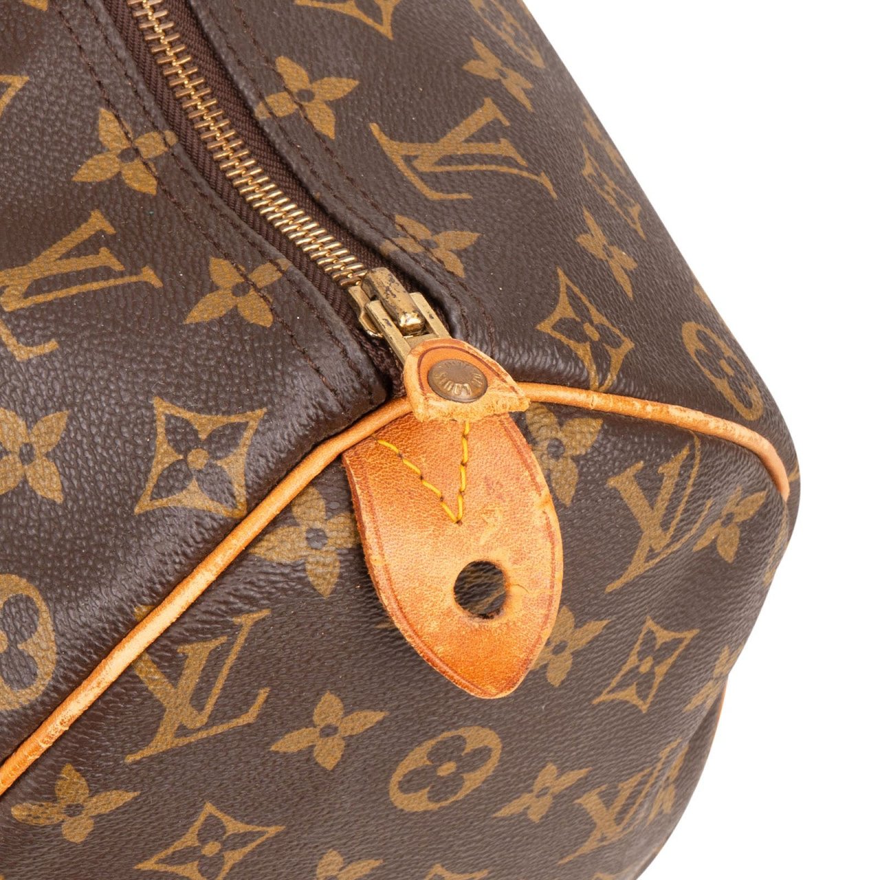 Louis Vuitton Louis Vuitton Monogram Canvas Speedy 40 Handbag Bruin