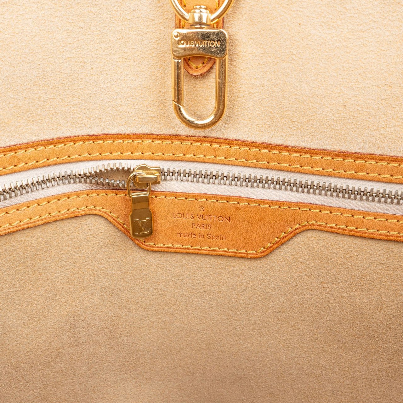 Louis Vuitton Louis Vuitton Monogram Damier Azur Hampstead GM Shoulder Bag Wit