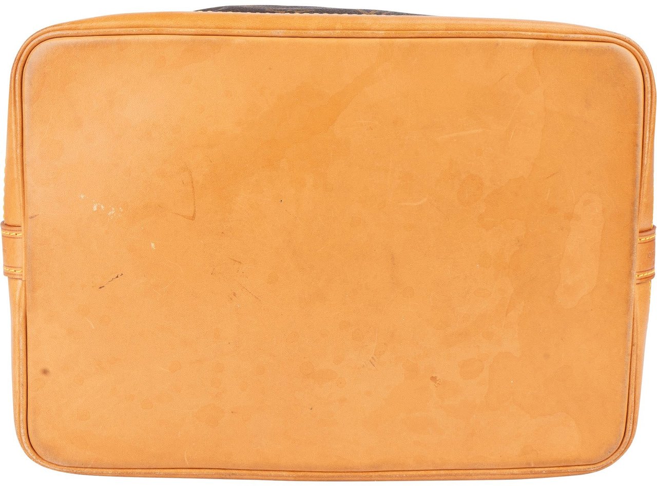 Louis Vuitton Louis Vuitton Monogram Canvas Sac Noé Grande Shoulder Bag Bruin