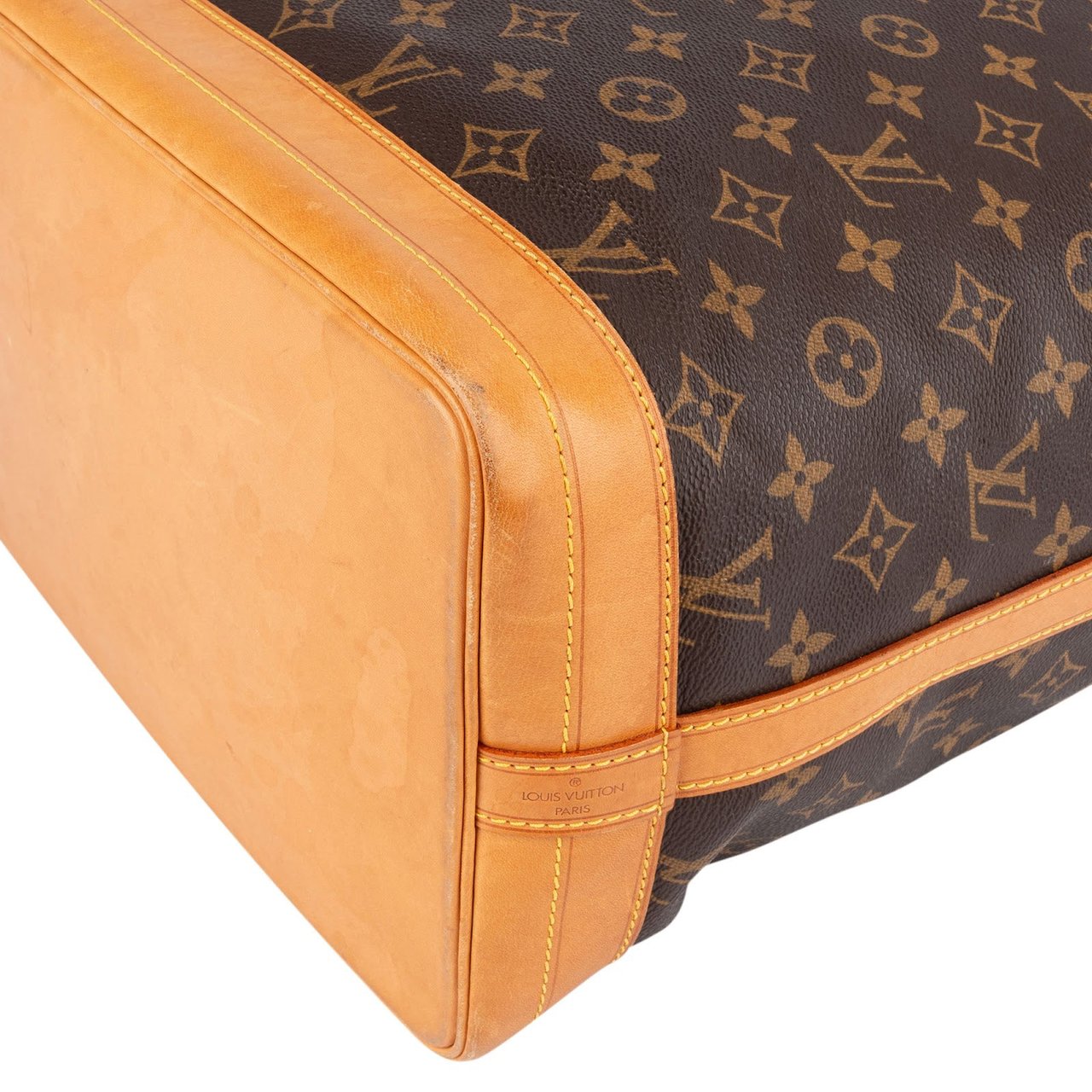 Louis Vuitton Louis Vuitton Monogram Canvas Sac Noé Grande Shoulder Bag Bruin