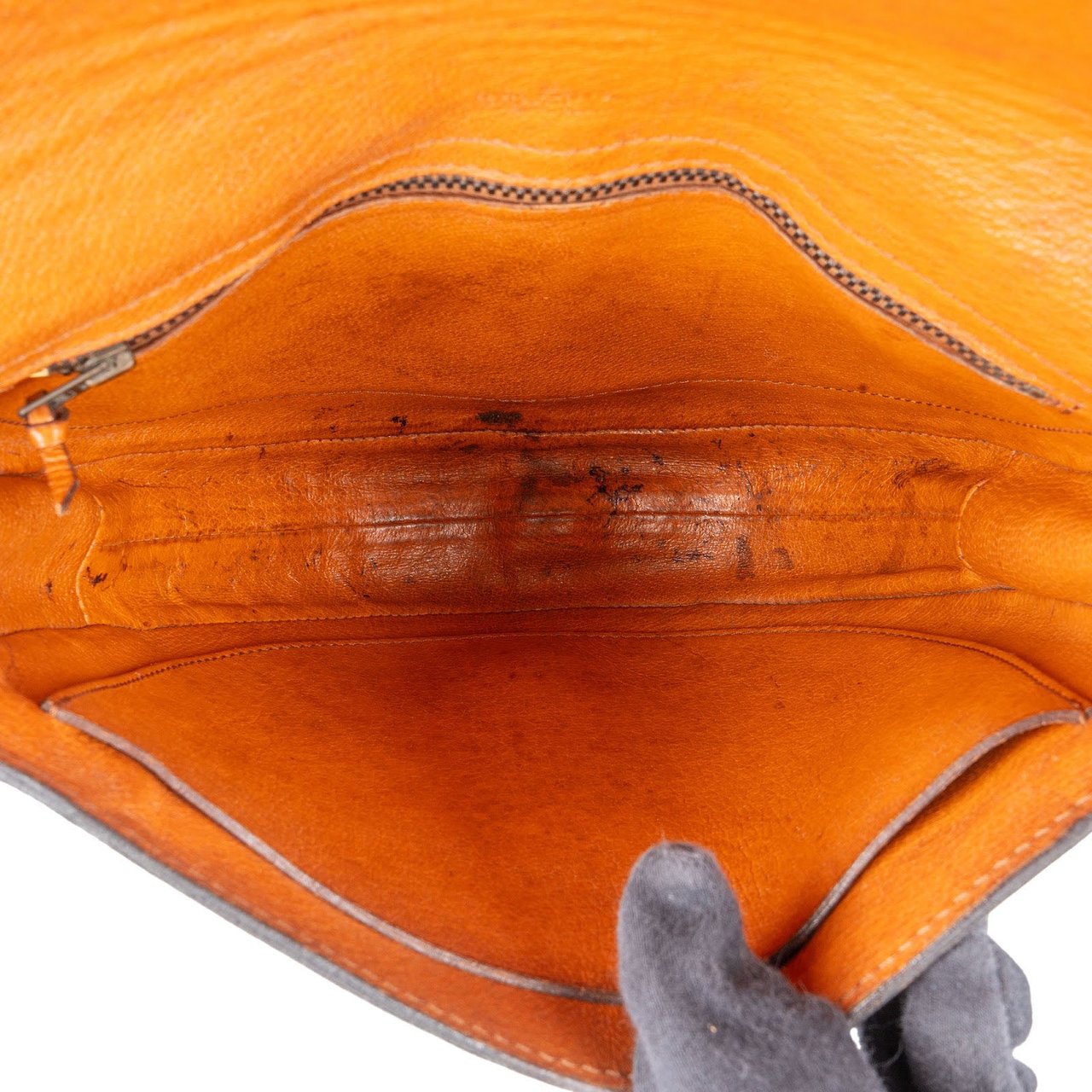 Louis Vuitton Louis Vuitton Monogram Canvas Chantilly GM Crossbody Bag Bruin