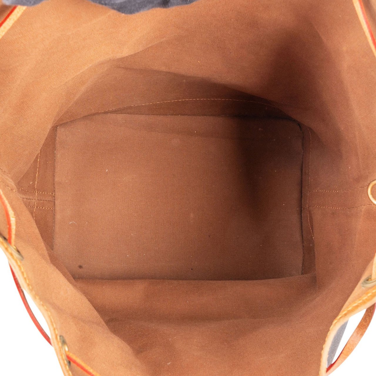 Louis Vuitton Louis Vuitton Monogram Canvas Sac Noé Grande Shoulder Bag Bruin