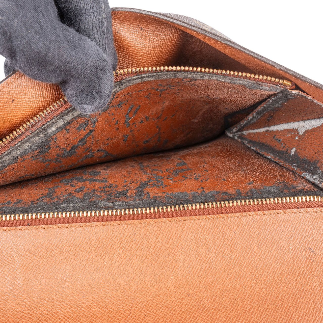 Louis Vuitton Louis Vuitton Monogram Canvas Porte Documents Laptop Clutch Bruin