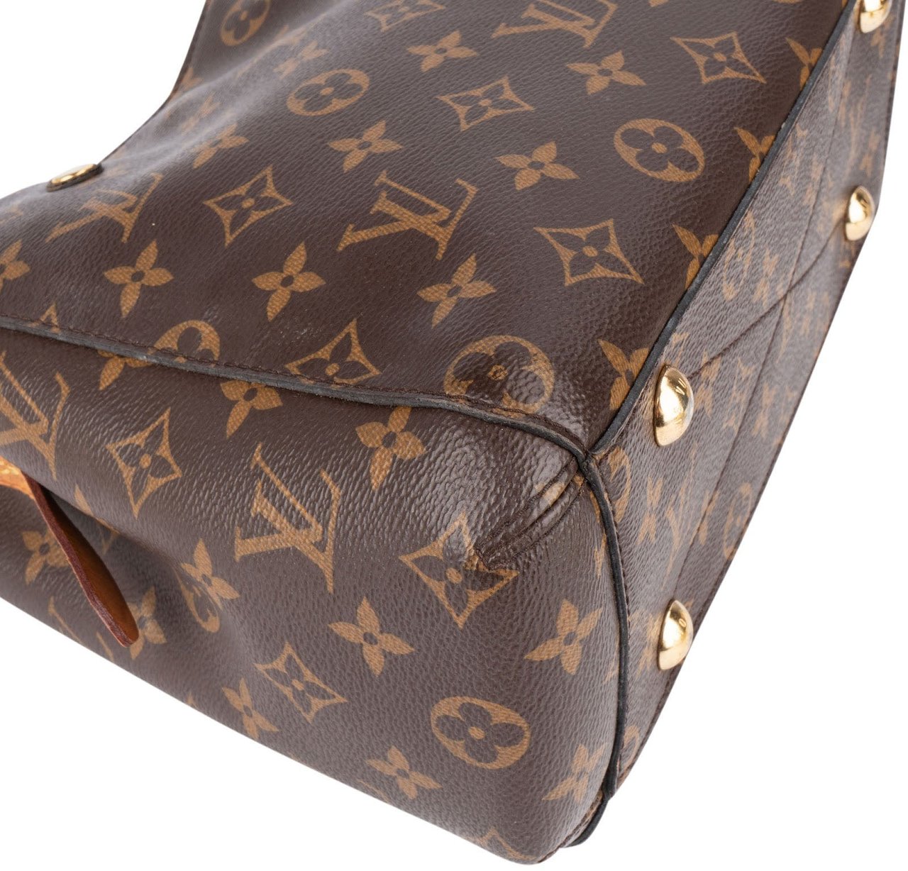Louis Vuitton Louis Vuitton Monogram Canvas Montaigne PM Handbag Bruin