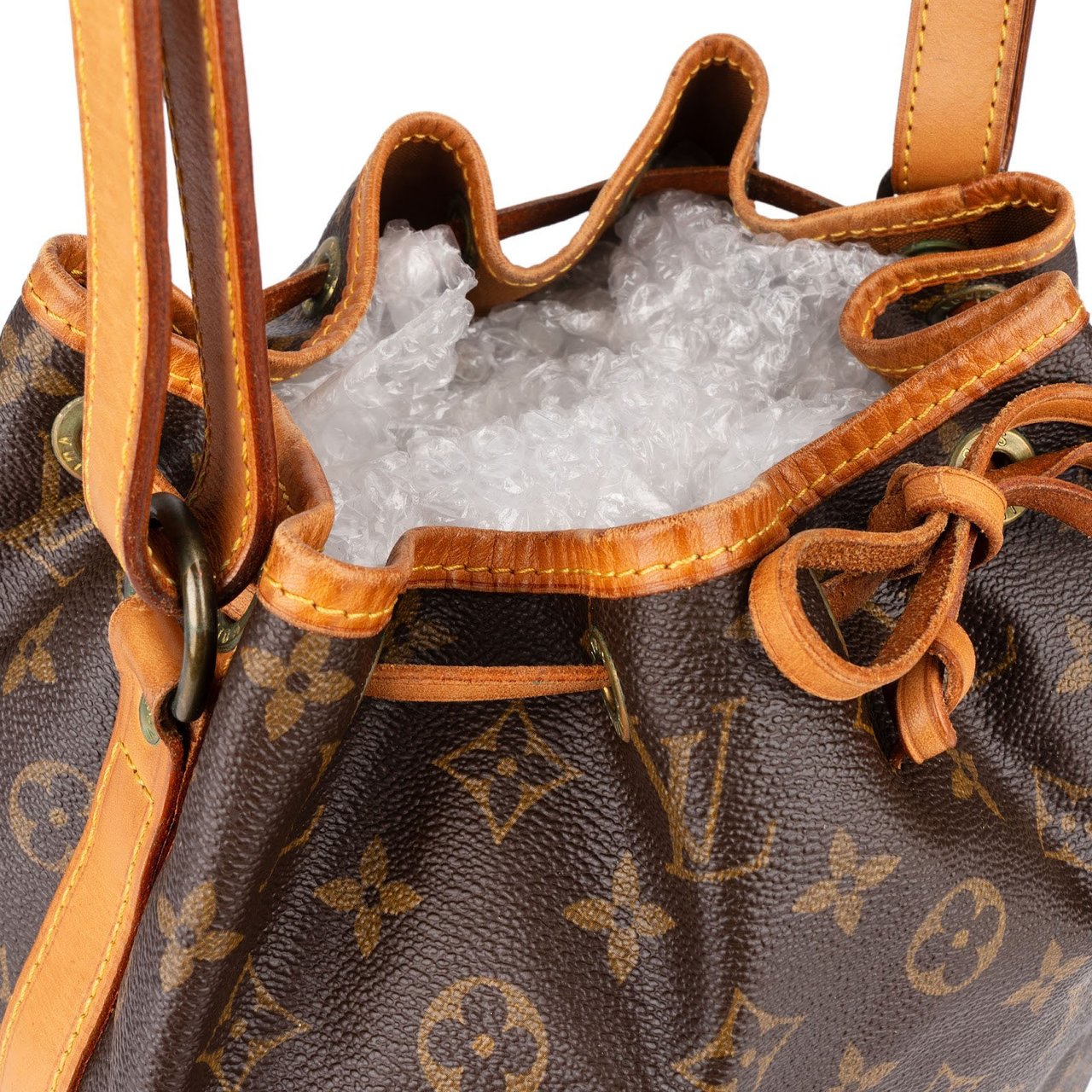 Louis Vuitton Louis Vuitton Monogram Canvas Sac Noé Petit Shoulder Bag Bruin