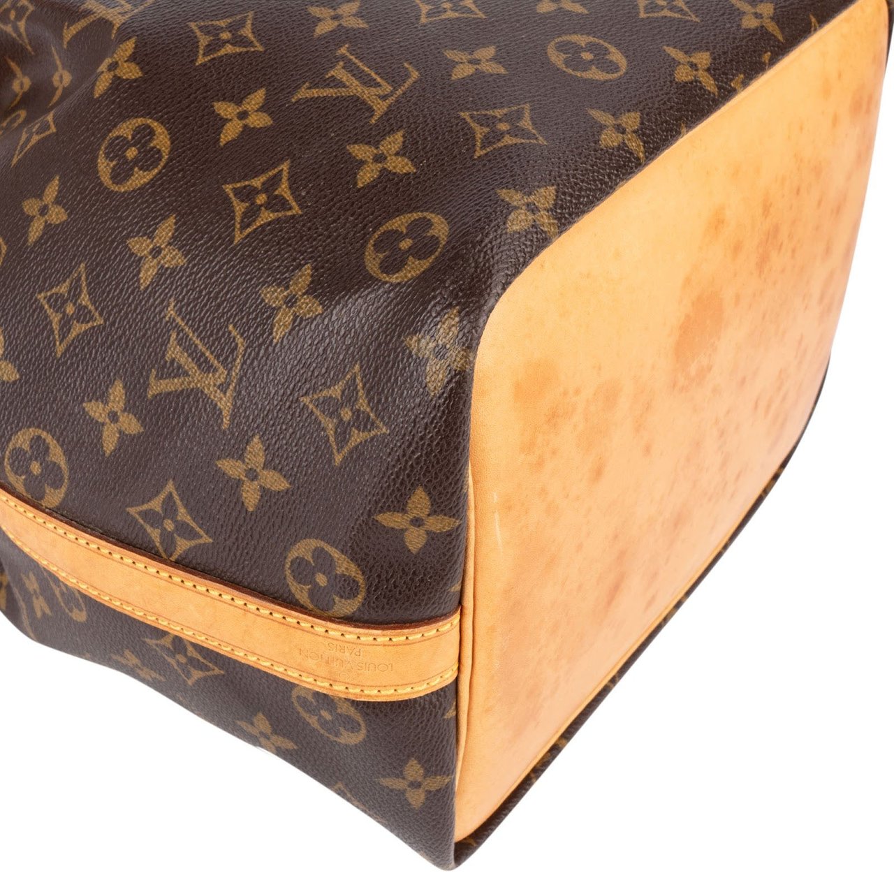 Louis Vuitton Louis Vuitton Monogram Canvas Sac Noé Petit Shoulder Bag Bruin