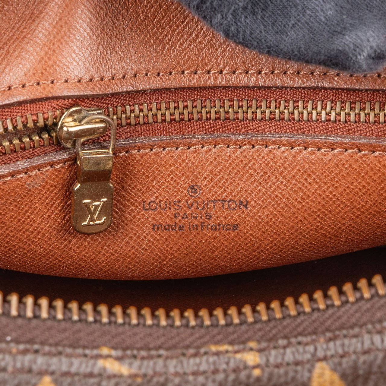 Louis Vuitton Louis Vuitton Monogram Canvas Marly Dragonne Clutch Bruin