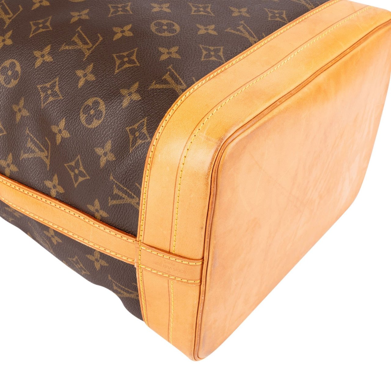 Louis Vuitton Louis Vuitton Monogram Canvas Sac Noé Grande Shoulder Bag Bruin