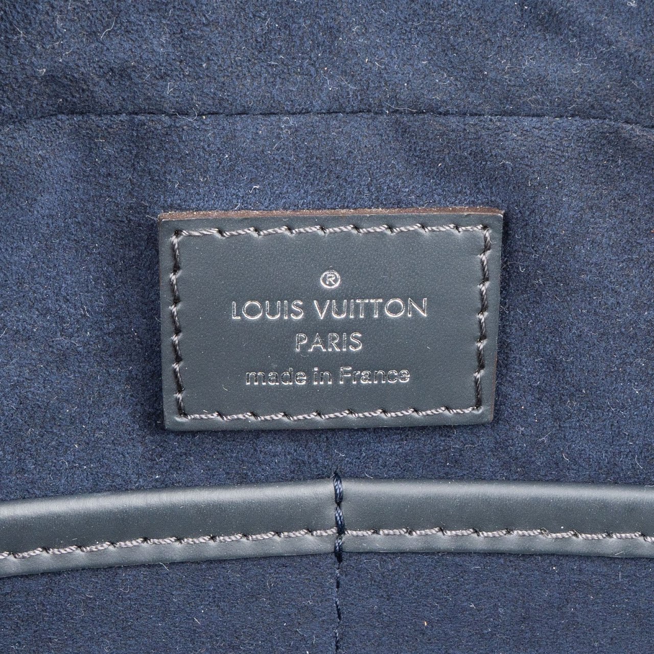 Louis Vuitton Louis Vuitton Epi Leather Kasia Clutch Bag Zwart