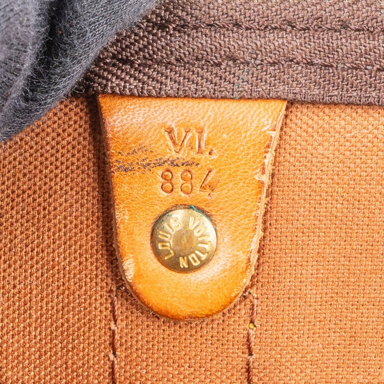 Louis Vuitton Louis Vuitton Monogram Canvas Keepall 50 Travel Bag Bruin