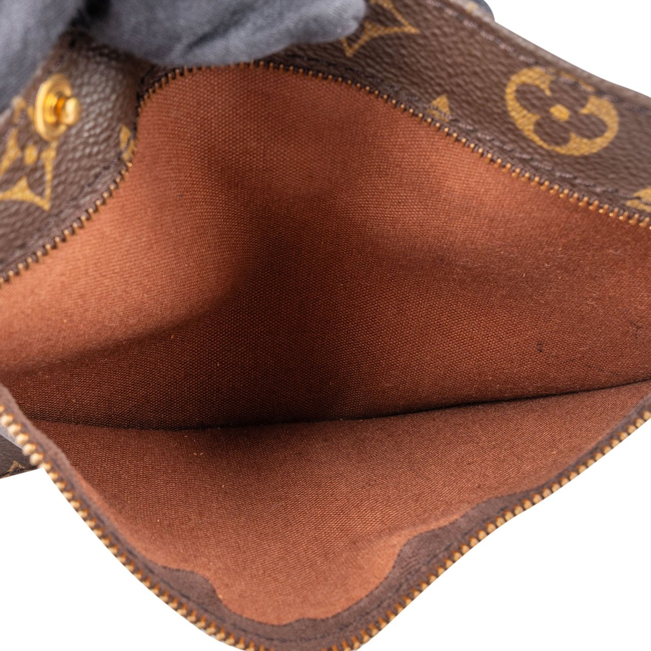 Louis Vuitton Louis Vuitton Canvas Monogram Randonnee Clip Clutch Bruin