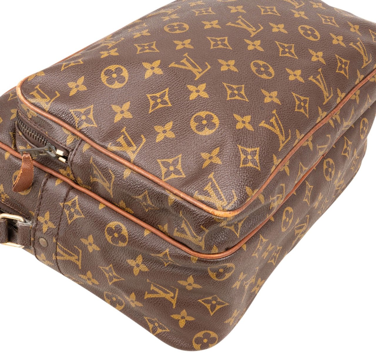 Louis Vuitton Louis Vuitton Monogram Canvas Reporter PM Crossbody Bag Bruin