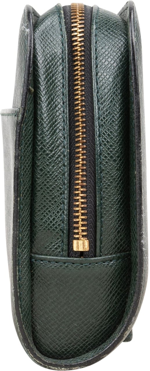Louis Vuitton Louis Vuitton Green Taiga Leather Pochette Homme Clutch Groen