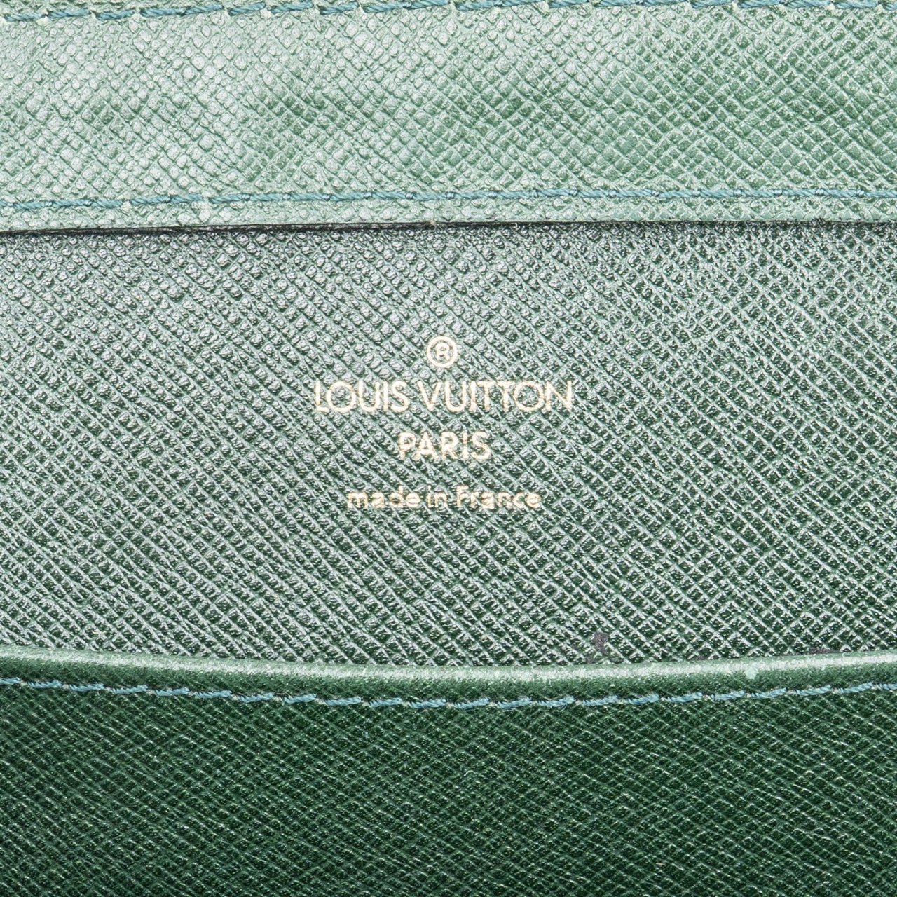 Louis Vuitton Louis Vuitton Green Taiga Leather Pochette Homme Clutch Groen