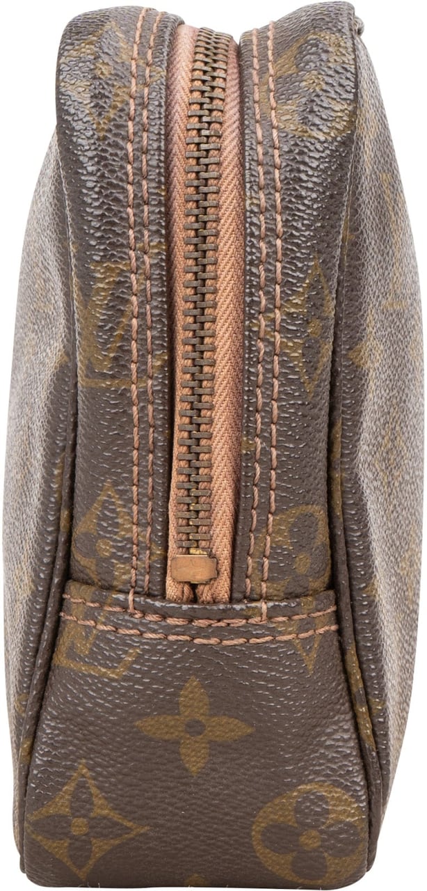 Louis Vuitton Louis Vuitton Monogram Canvas Trousse de Toilette 23 Clutch Bruin