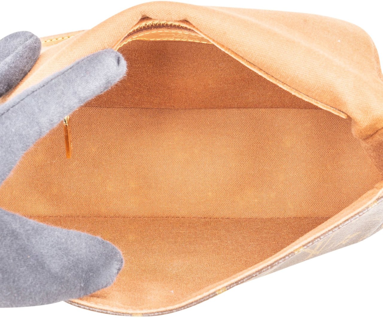 Louis Vuitton Louis Vuitton Canvas Monogram Mini Looping Shoulder Bag Bruin