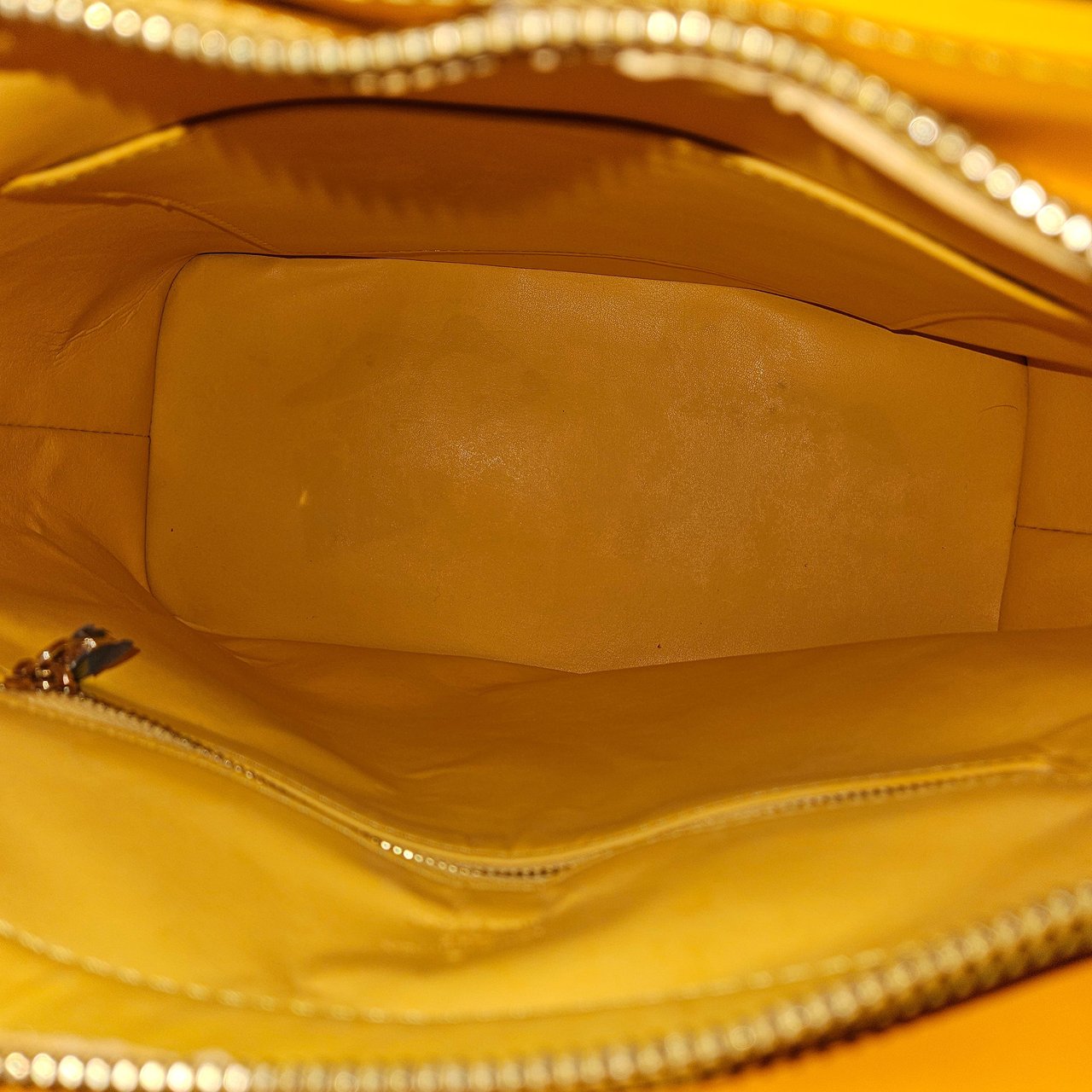 Louis Vuitton Louis Vuitton Monogram Vernis Houston Jaune Handbag Geel