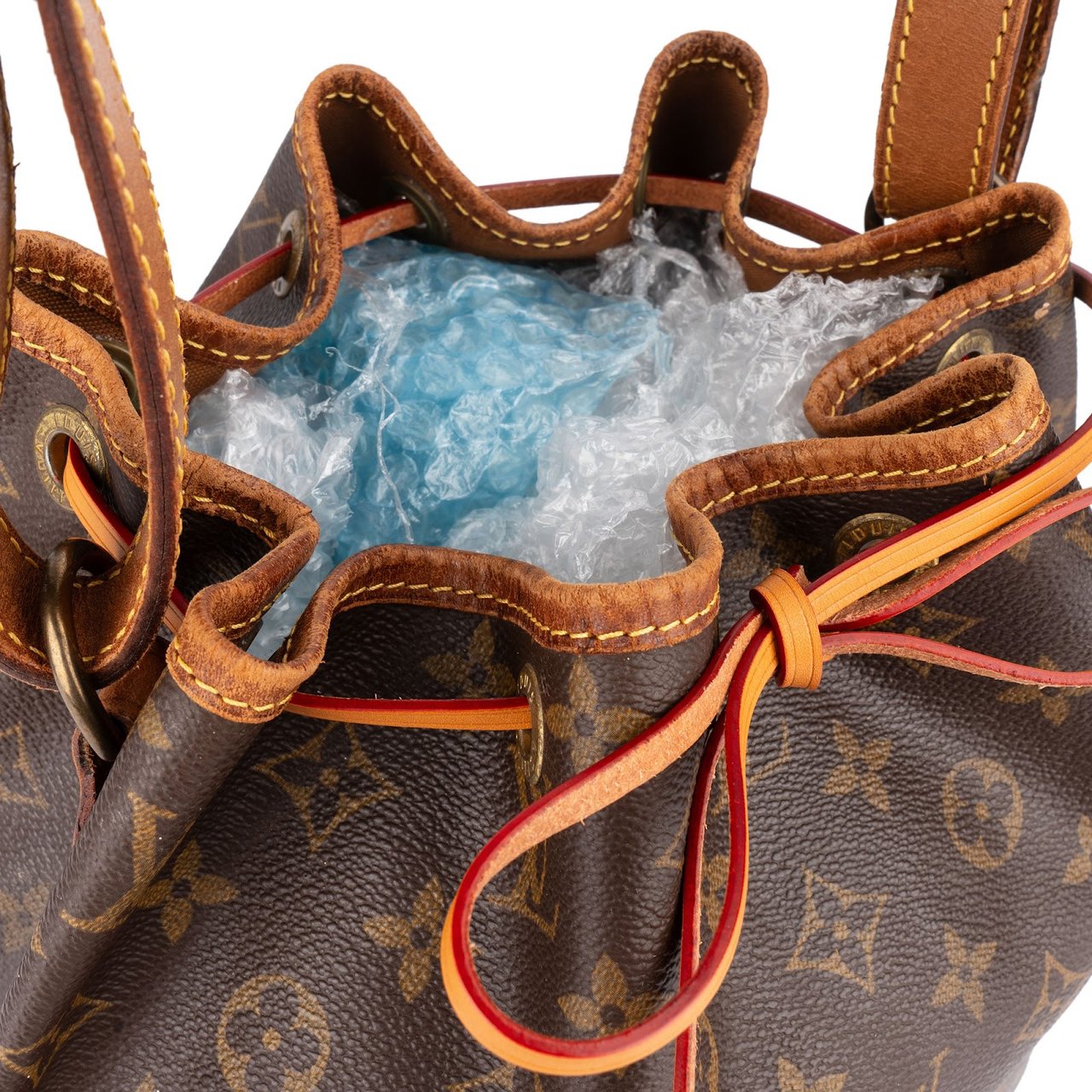 Louis Vuitton Louis Vuitton Monogram Canvas Sac Noé Petit Shoulder Bag Bruin