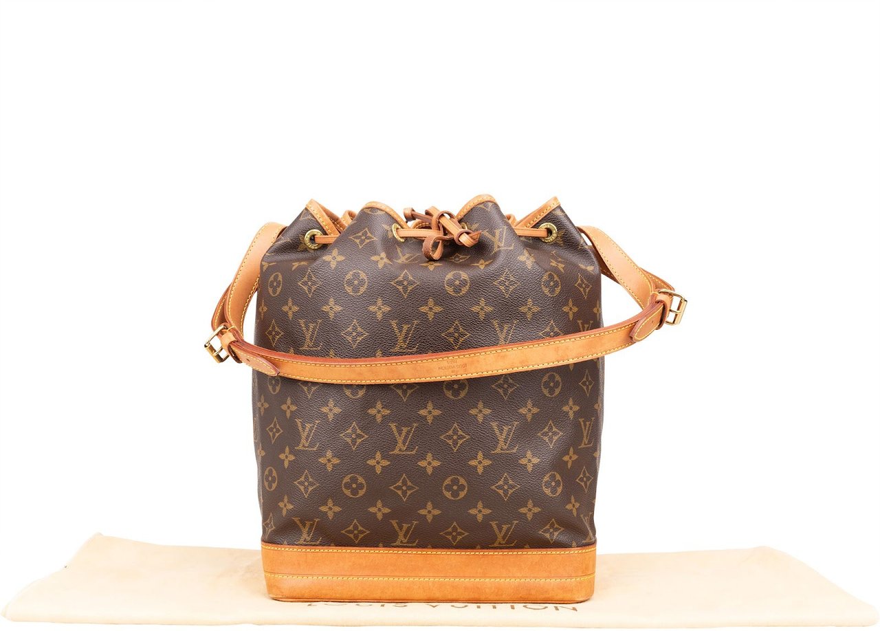 Louis Vuitton Louis Vuitton Monogram Canvas Sac Noé Grande Shoulder Bag Bruin
