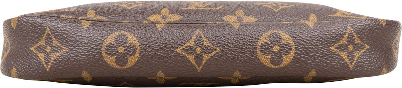 Louis Vuitton Louis Vuitton Monogram Canvas Pochette Accessoires Handbag Bruin