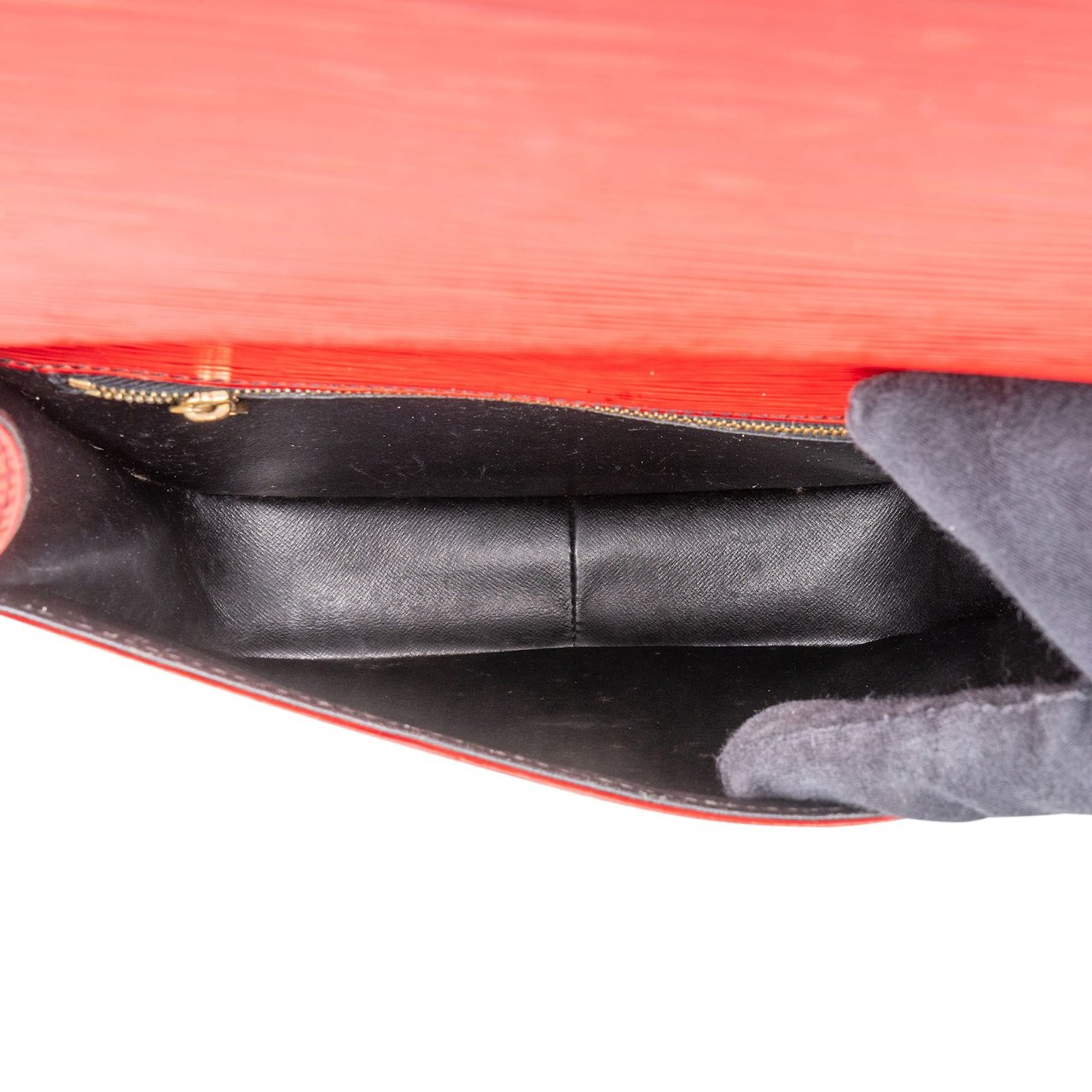 Louis Vuitton Louis Vuitton Red Epi Leather Saint Cloud GM Crossbody Bag Rood