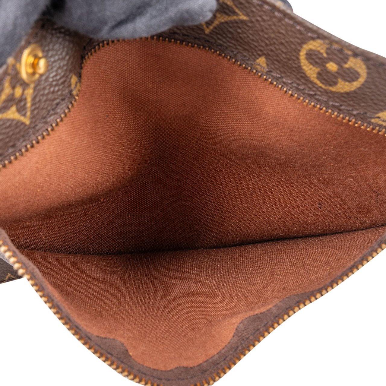 Louis Vuitton Louis Vuitton Canvas Monogram Randonnee Clip Clutch Bruin